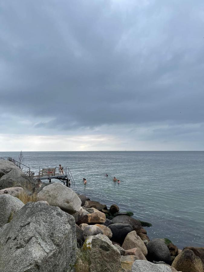 Appartamento Laegenhet Soeder Om Landsvaegen D Skivarp Esterno foto